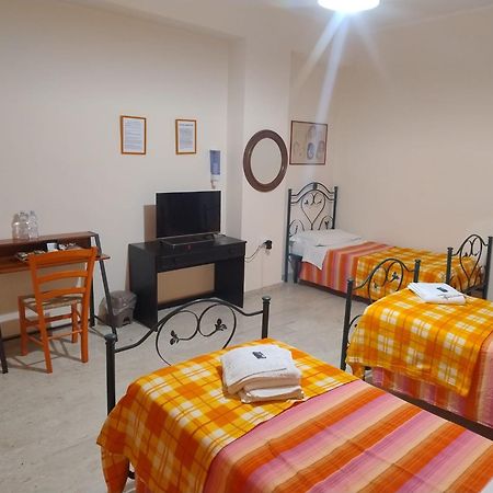 L'Attico Affittacamere B&B Catanzaro Extérieur photo
