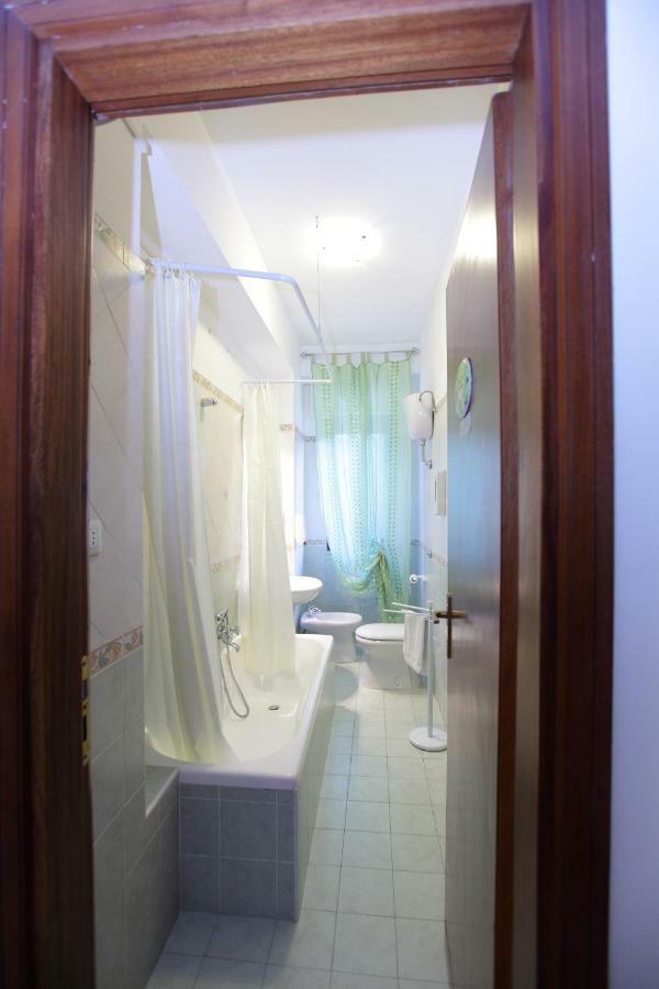 L'Attico Affittacamere B&B Catanzaro Extérieur photo