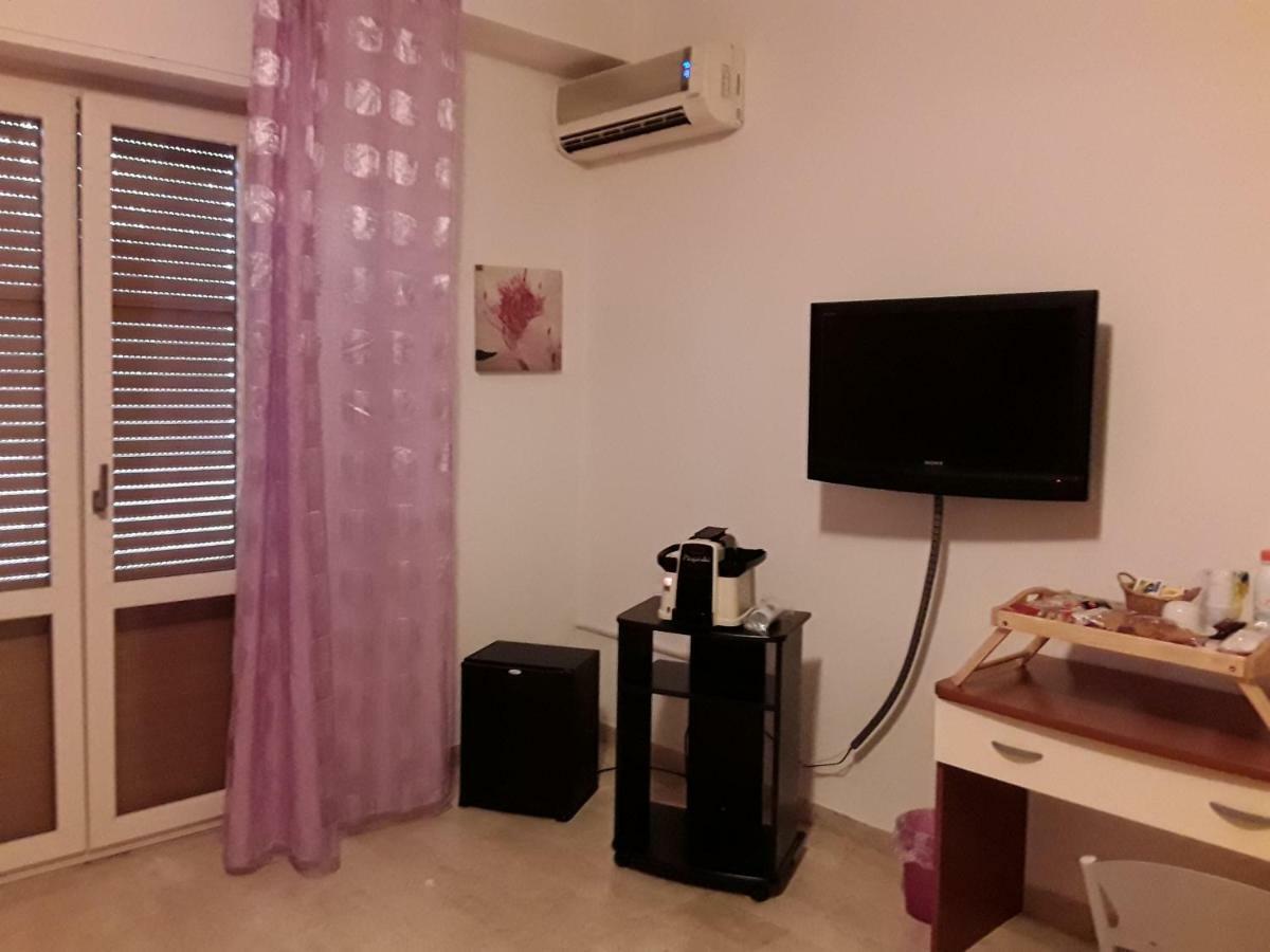 L'Attico Affittacamere B&B Catanzaro Extérieur photo